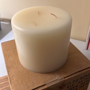 Partylite 3 Wick Candle - 6”x 5” pillar - French vanilla -NIB- retired
